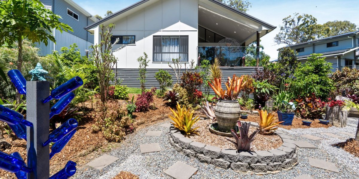 Kate St Macleay Island QLD Australia ()