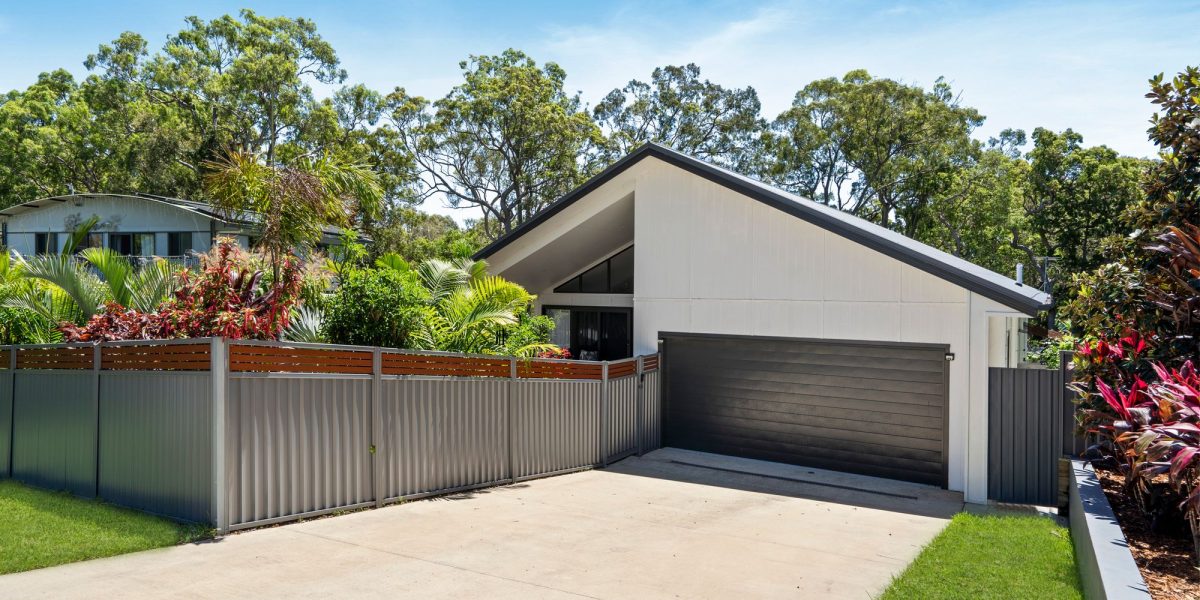 Kate St Macleay Island QLD Australia ()