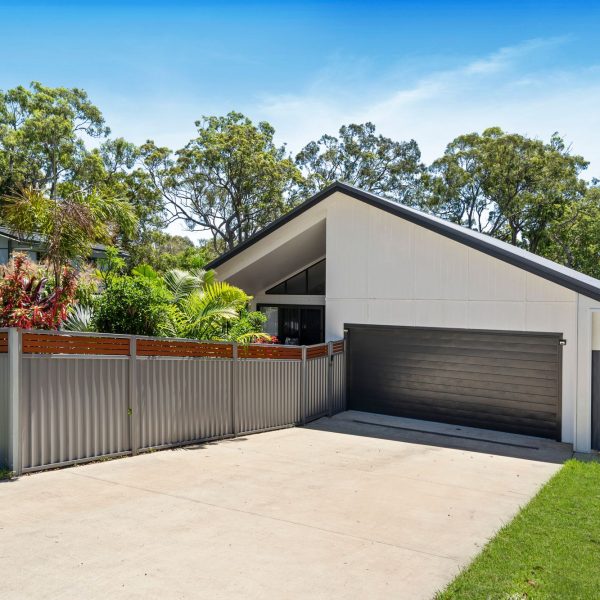 Kate St Macleay Island QLD Australia ()