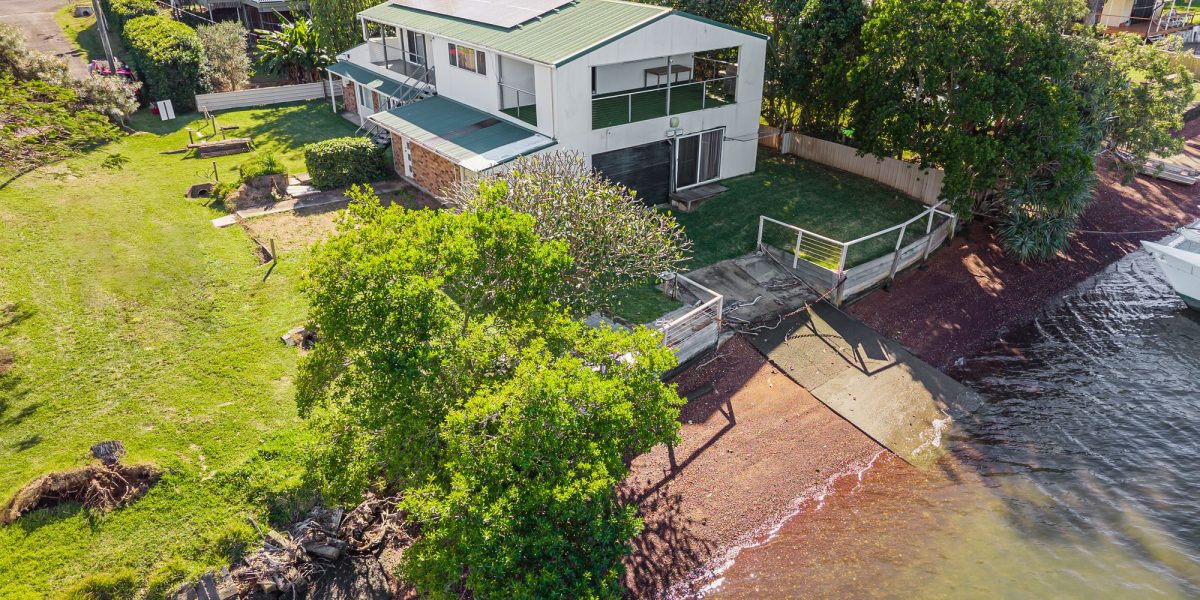 Milton St Russell Island QLD Australia ()