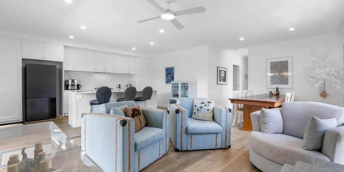 Cooee Cres Macleay Island QLD Australia ()