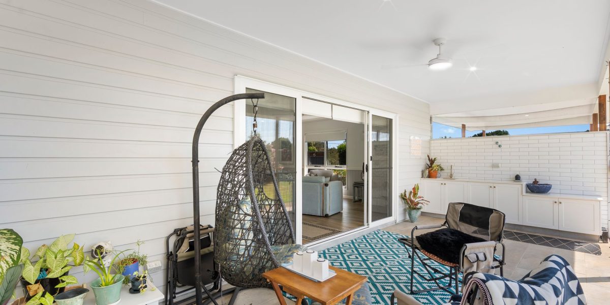 Cooee Cres Macleay Island QLD Australia ()