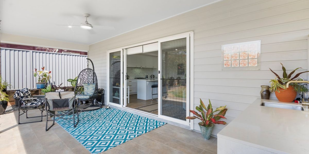 Cooee Cres Macleay Island QLD Australia ()