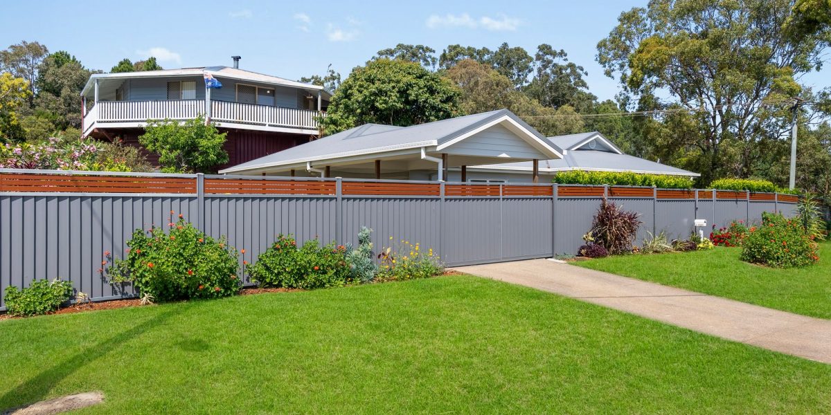 Cooee Cres Macleay Island QLD Australia ()