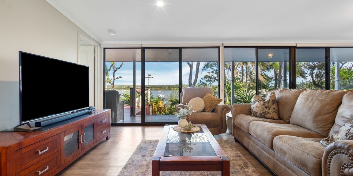 Tina Ave Lamb Island QLD Australia ()