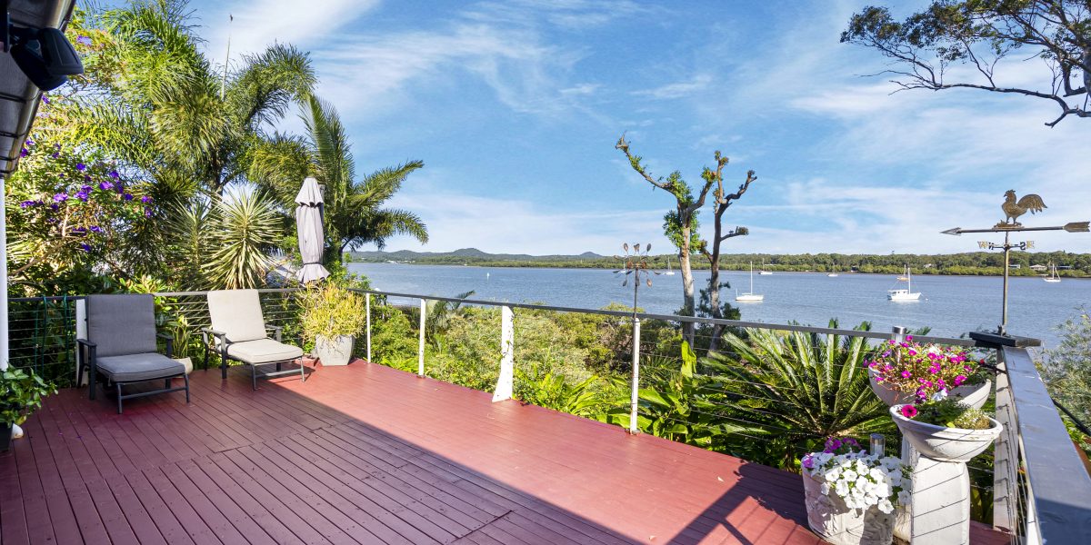 Tina Ave Lamb Island QLD Australia ()
