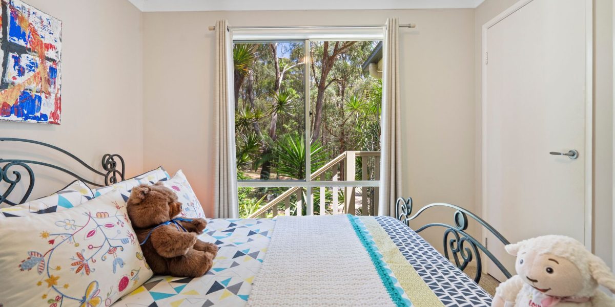 Lau St Russell Island QLD Australia ()