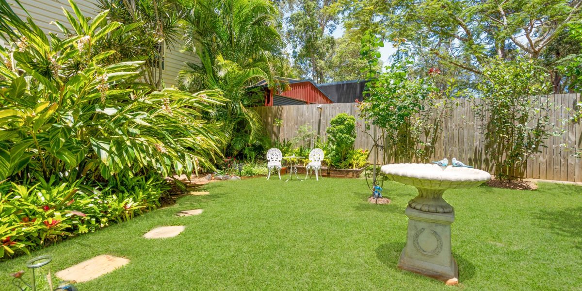 Lau St Russell Island QLD Australia ()