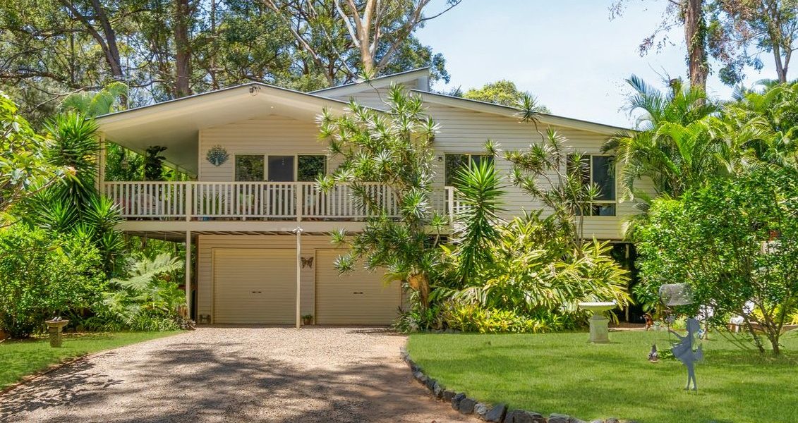 Lau St Russell Island QLD Australia () Copy