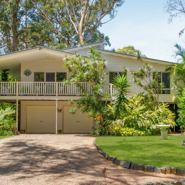 Lau St Russell Island QLD Australia () Copy